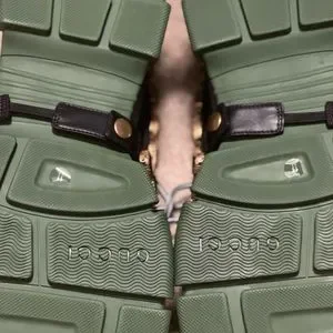 Gucci | Shoes | Brandnew Gucci Green Flashtrek With  display picture 3